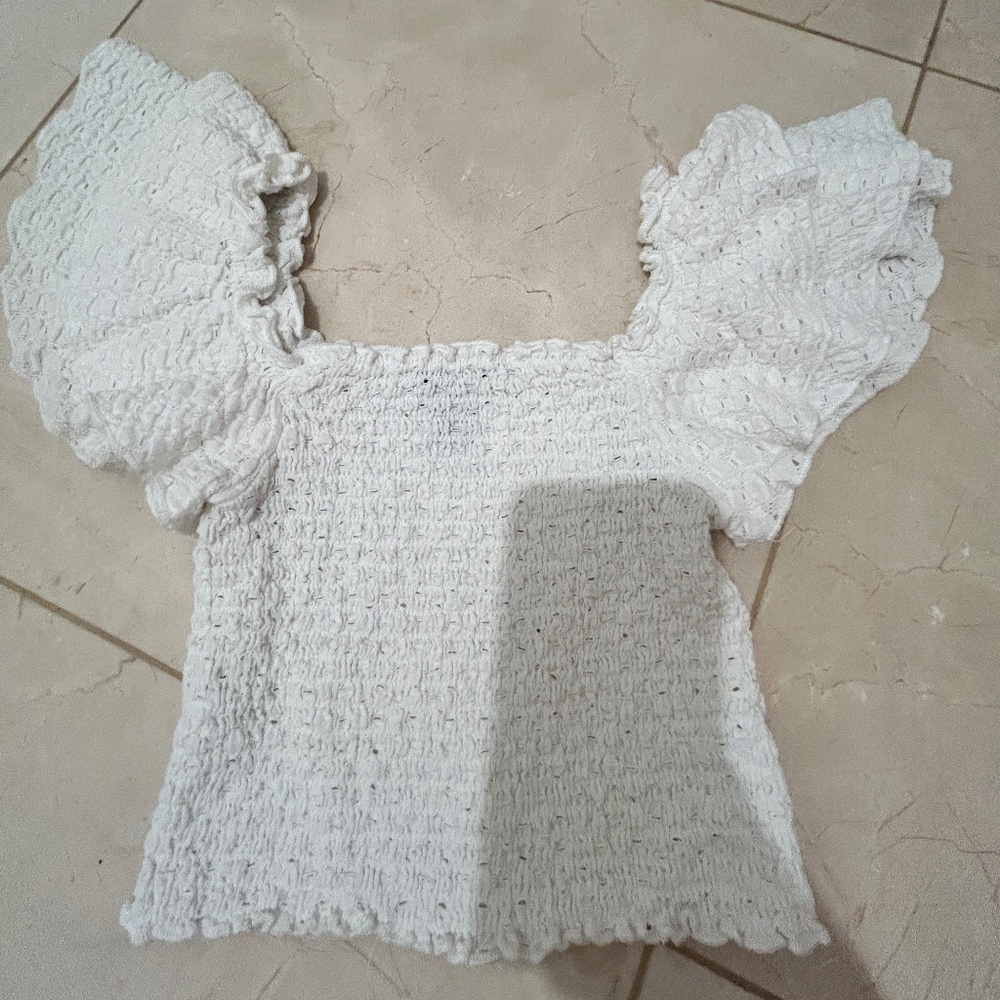 Forever 21 Flutter Sleeve Crop Top